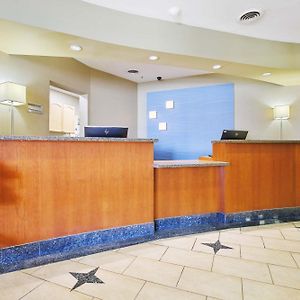 Sandman Hotel & Suites London Downtown
